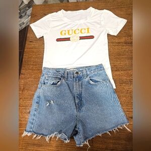 Sumer outfit t-shirt and jeans shorts